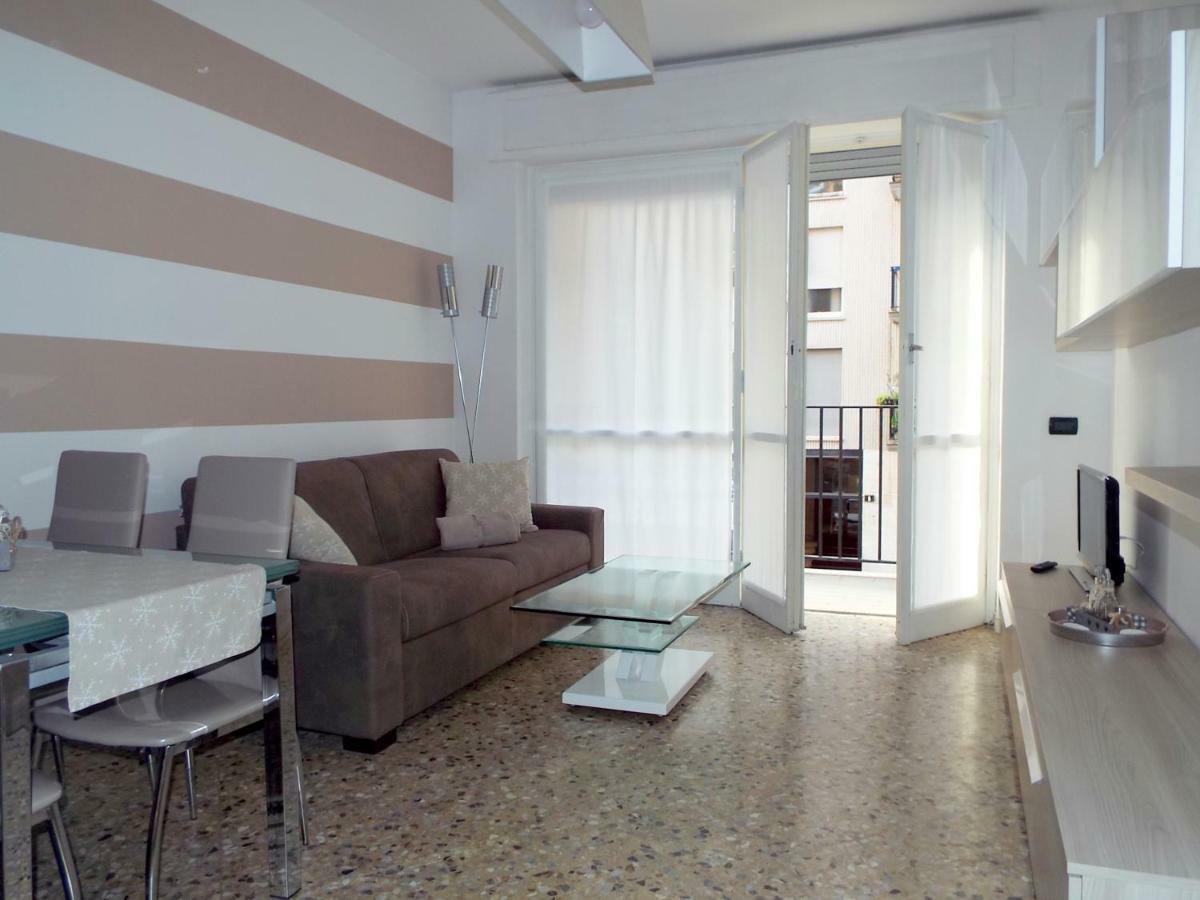 Appartement Lacaralele